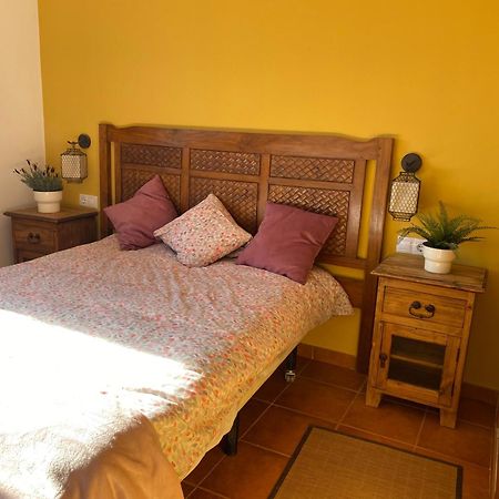 Tres Navios En El Mar Casa Rural De 10 Habitaciones Con Bano Individual Precios Web Montejo de Tiermes Eksteriør billede
