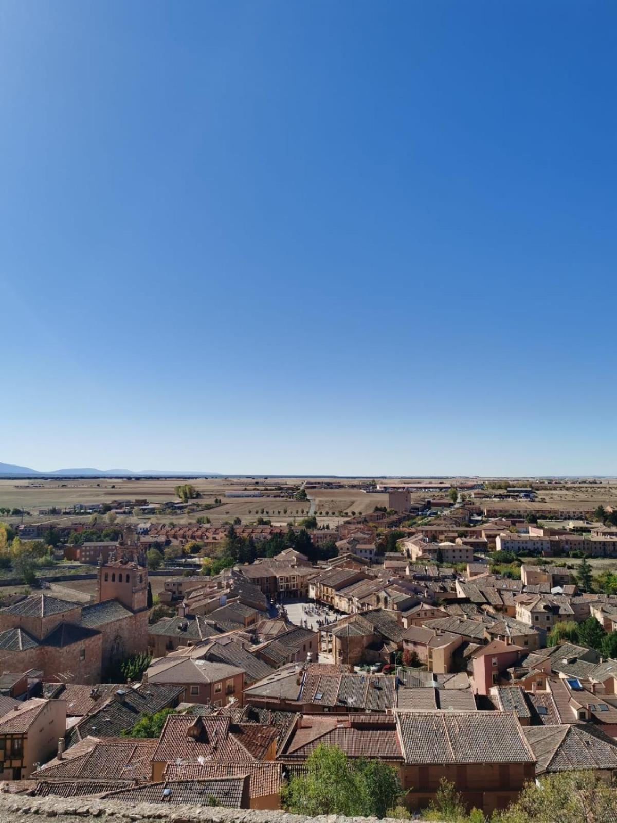 Tres Navios En El Mar Casa Rural De 10 Habitaciones Con Bano Individual Precios Web Montejo de Tiermes Eksteriør billede
