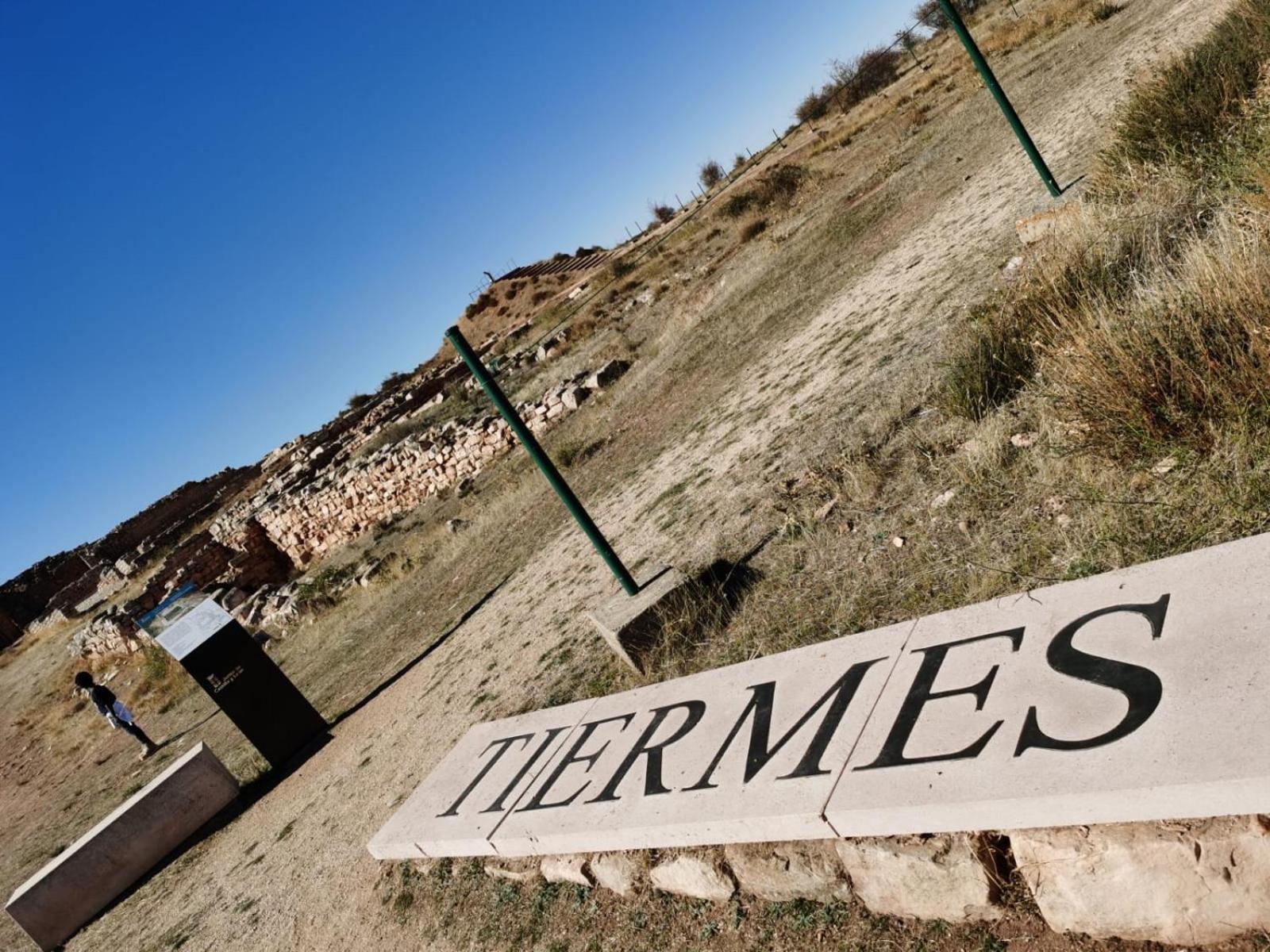 Tres Navios En El Mar Casa Rural De 10 Habitaciones Con Bano Individual Precios Web Montejo de Tiermes Eksteriør billede
